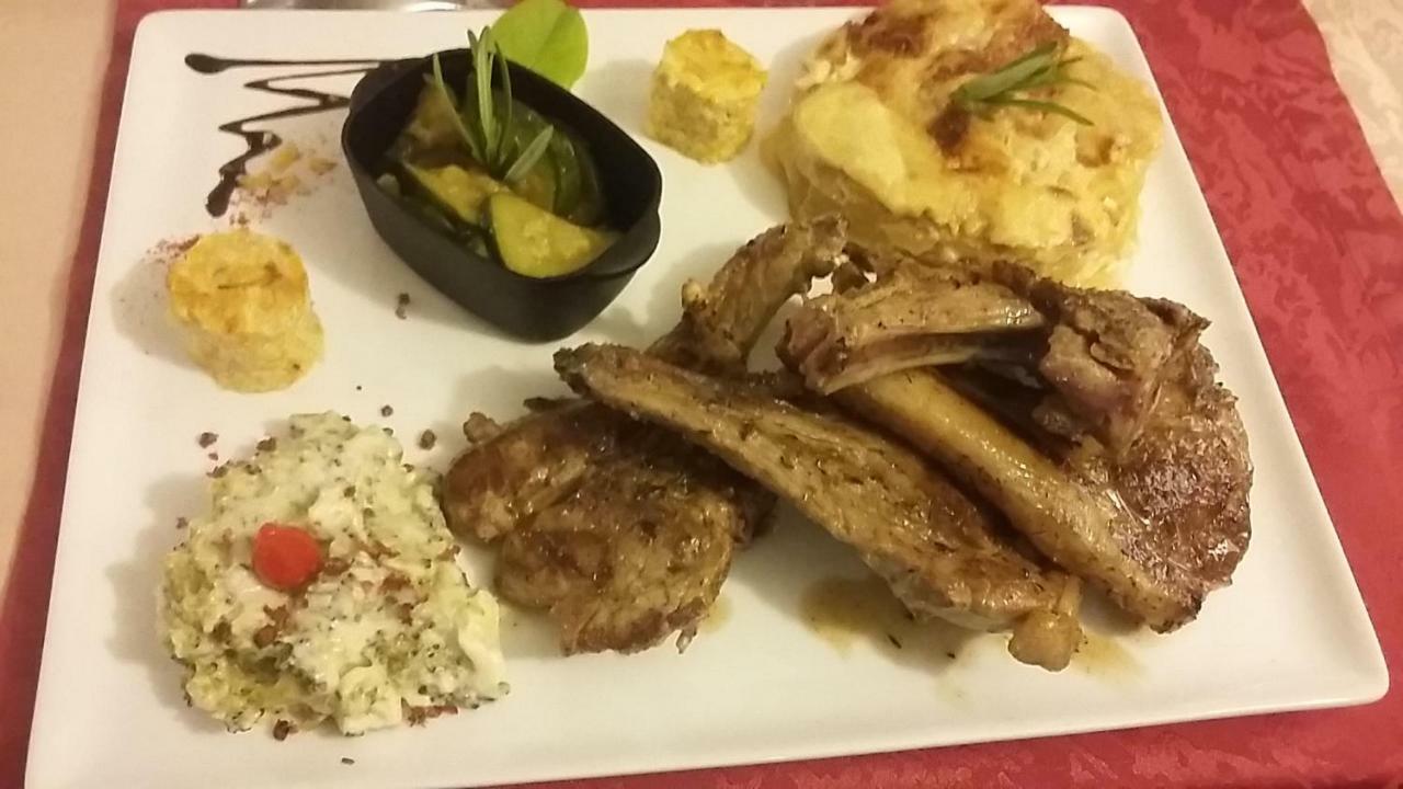 Gite La Maison De Jules 圣埃尼米 外观 照片